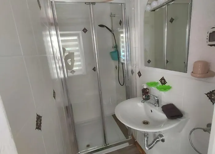 Przylesie Dom Turystyczny Lodge